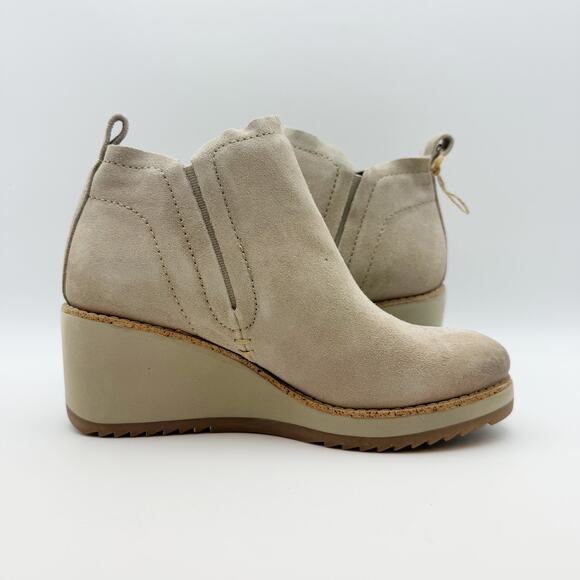 Sofft Womens Emeree Boots Size 6.5 Cream Suede Leather Wedge Heel NWOB - Picture 3 of 11